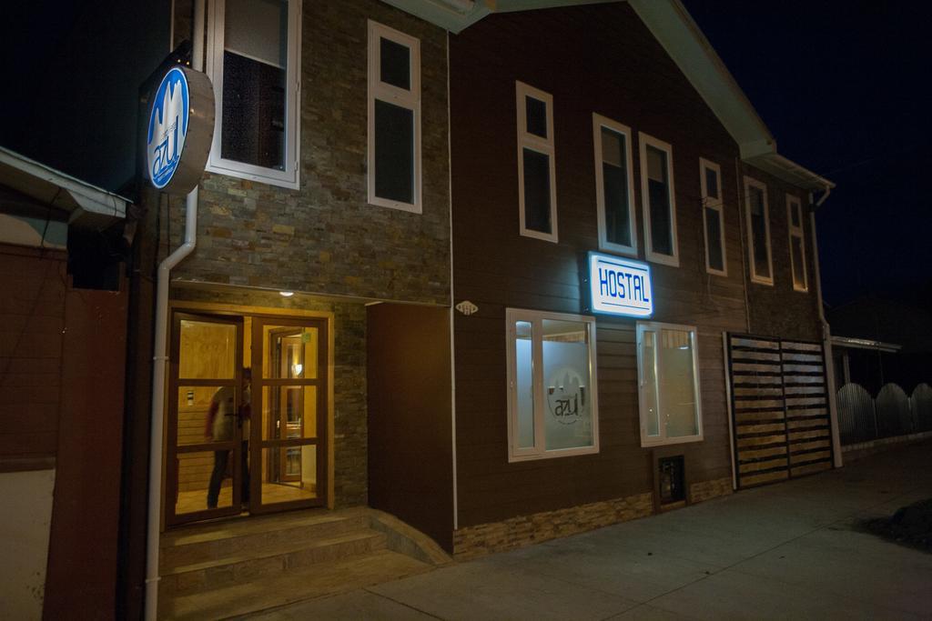 Hostel Cordillera Azul Puerto Natales Exterior foto